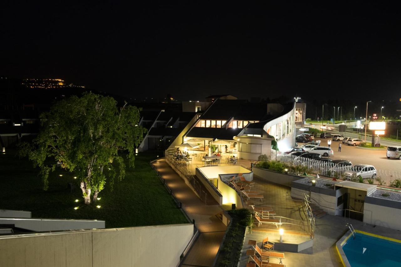 Alba Hotel Exterior photo
